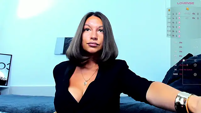 Snapshot of KellySmitS chatting on June 22, 2026, 5:10 pm KellySmitS online show from June 22, 2026, 5:10 pm