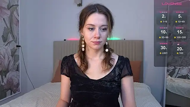 Snapshot of SkyHelen chatting on September 26, 2025, 4:38 am SkyHelen online show from September 26, 2025, 4:38 am