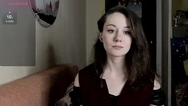 Snapshot of SkyHelen chatting on March 21, 2026, 4:21 pm SkyHelen online show from March 21, 2026, 4:21 pm