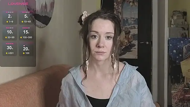 Snapshot of SkyHelen chatting on March 22, 2026, 4:32 pm SkyHelen online show from March 22, 2026, 4:32 pm