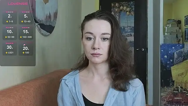 Snapshot of SkyHelen chatting on April 6, 2026, 4:57 am SkyHelen online show from April 6, 2026, 4:57 am