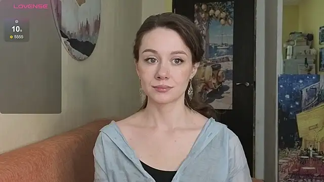 Snapshot of SkyHelen chatting on April 8, 2026, 7:19 am SkyHelen online show from April 8, 2026, 7:19 am