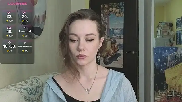Snapshot of SkyHelen chatting on April 14, 2026, 6:08 am SkyHelen online show from April 14, 2026, 6:08 am