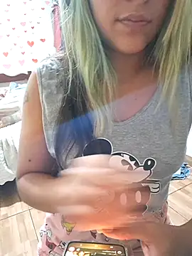 euahotmarii20 online show from March 4, 2026, 4:40 am