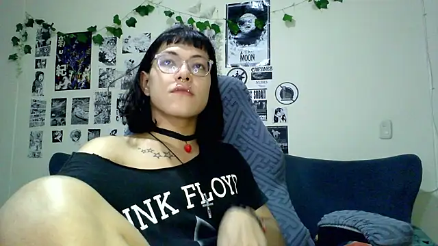 Snapshot of christina_vamp1 chatting on September 9, 2025, 9:36 pm christina vamp1 online show from September 9, 2025, 9:36 pm