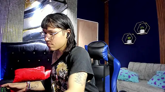 Snapshot of christina_vamp1 chatting on October 30, 2025, 7:47 pm christina vamp1 online show from October 30, 2025, 7:47 pm