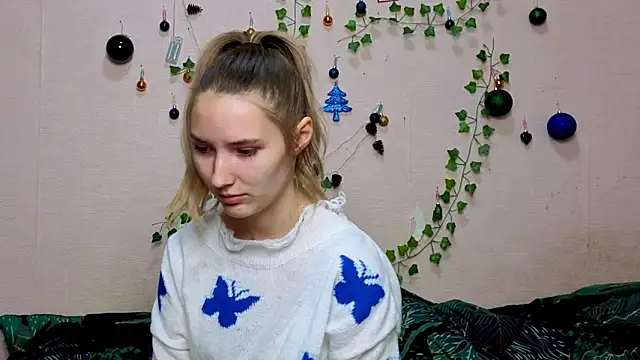  kikiclark   online show from January 17, 2026, 5:16 pm