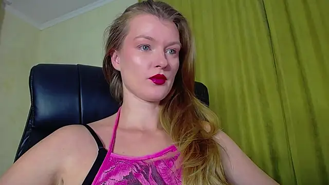 MysticVenus  online show from November 15, 2025, 1:07 pm