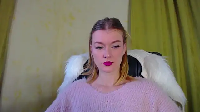 MysticVenus  online show from December 14, 2025, 9:25 am