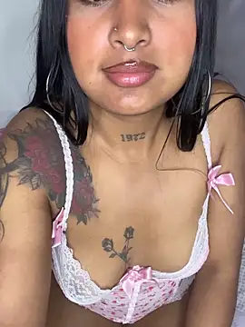 Snapshot of Caty__hot chatting on April 9, 2026, 4:23 am Caty hot online show from April 9, 2026, 4:23 am