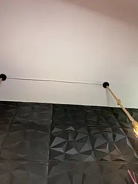 Juanita-Diaz online show from September 11, 2025, 8:31 pm