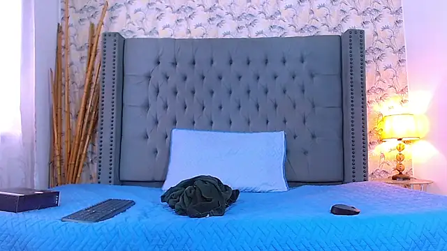 Snapshot of Luke_Carter chatting on November 10, 2025, 1:10 pm Luke Carter online show from November 10, 2025, 1:10 pm