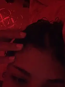 luluzinhax online show from September 30, 2025, 12:37 am