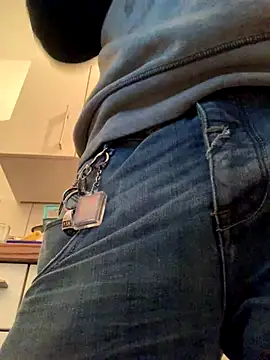 GeilerHSVFAN1989 online show from November 15, 2025, 3:52 pm