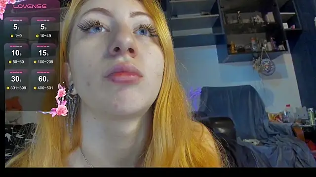 Snapshot of DaddysLittleSlutfox chatting on November 29, 2025, 11:02 am DaddysLittleSlutfox online show from November 29, 2025, 11:02 am