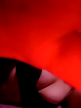 Snapshot of VanGau031694 chatting on December 22, 2025, 9:56 pm VanGau031694 online show from December 22, 2025, 9:56 pm