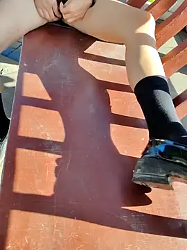 shaoshao-7758 online show from May 19, 2026, 12:16 am