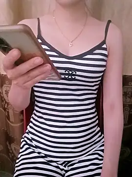 Snapshot of CherryBeii chatting on July 18, 2026, 4:38 am CherryBeii online show from July 18, 2026, 4:38 am