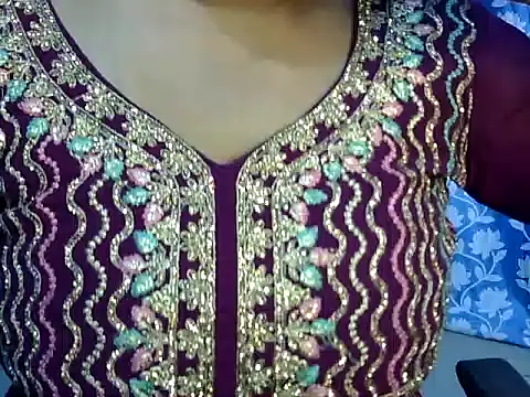 Snapshot of Sexy_vipasha chatting on November 7, 2025, 7:25 pm Sexy vipasha online show from November 7, 2025, 7:25 pm