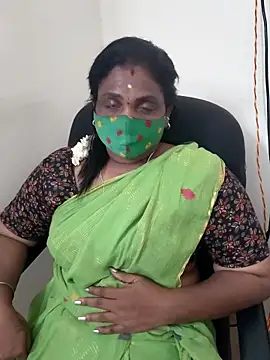 Snapshot of Tamil_Kavitha10 chatting on September 20, 2025, 7:04 pm Tamil Kavitha10 online show from September 20, 2025, 7:04 pm