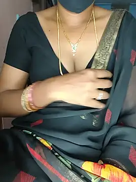 Snapshot of SindhuHappy chatting on June 15, 2026, 11:40 pm SindhuHappy online show from June 15, 2026, 11:40 pm