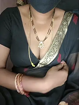 Snapshot of SindhuHappy chatting on June 16, 2026, 11:29 pm SindhuHappy online show from June 16, 2026, 11:29 pm