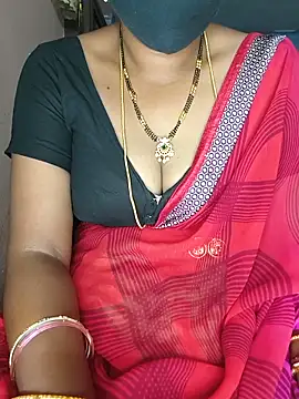 Snapshot of SindhuHappy chatting on June 17, 2026, 11:38 pm SindhuHappy online show from June 17, 2026, 11:38 pm
