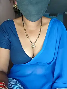 Snapshot of SindhuHappy chatting on June 27, 2026, 11:43 pm SindhuHappy online show from June 27, 2026, 11:43 pm