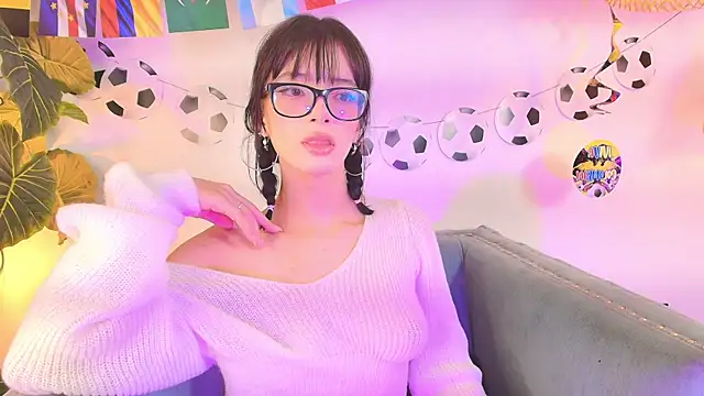 Sweet 1Angel online show from June 27, 2026, 5:01 am