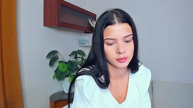 Snapshot of JoCauterucci chatting on September 19, 2025, 6:48 am JoCauterucci online show from September 19, 2025, 6:48 am