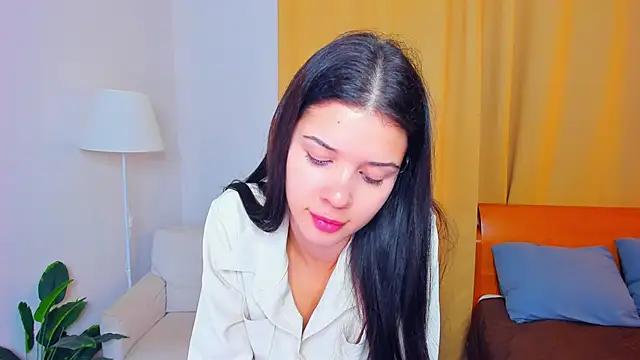 Snapshot of JoCauterucci chatting on October 25, 2025, 6:43 am JoCauterucci online show from October 25, 2025, 6:43 am