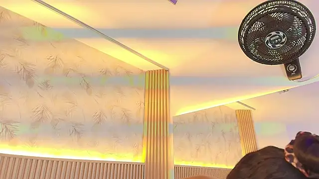 Snapshot of Liss-Reyes chatting on March 5, 2026, 12:12 pm Liss-Reyes online show from March 5, 2026, 12:12 pm