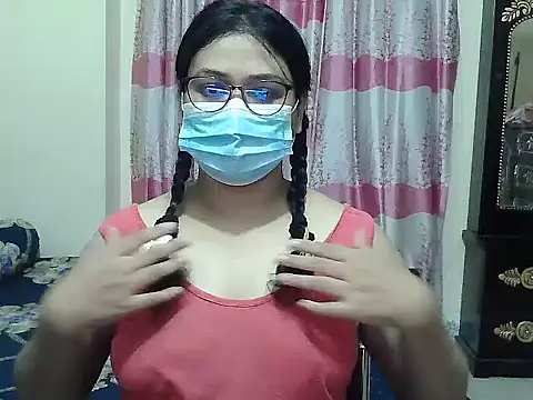 Elena cruz5 online show from September 18, 2025, 1:13 pm