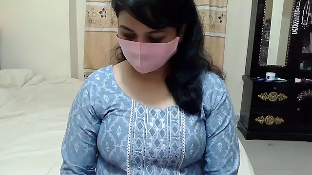 Elena cruz5 online show from November 20, 2025, 5:12 pm