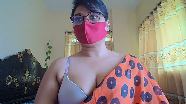 Elena cruz5 online show from March 24, 2026, 6:29 am