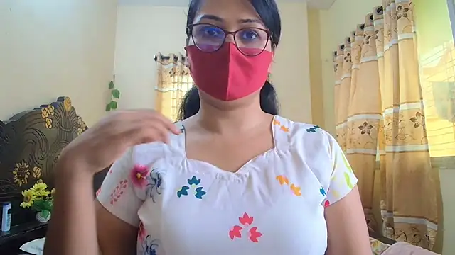 Elena cruz5 online show from May 26, 2026, 3:46 am