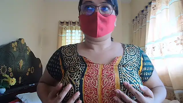 Elena cruz5 online show from July 24, 2026, 4:10 am