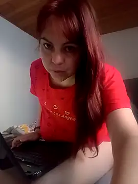 Snapshot of CARITOMIO chatting on September 14, 2025, 12:04 pm CARITOMIO online show from September 14, 2025, 12:04 pm