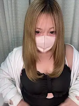 Chua-chan online show from November 2, 2025, 4:42 pm