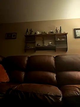 Stephanie1984 online show from October 28, 2025, 2:48 am