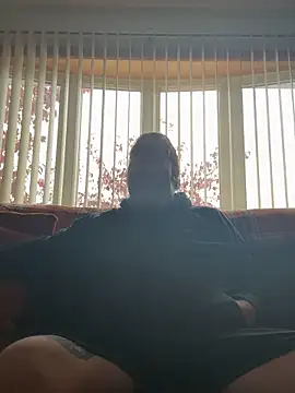 Stephanie1984 online show from October 29, 2025, 11:56 am