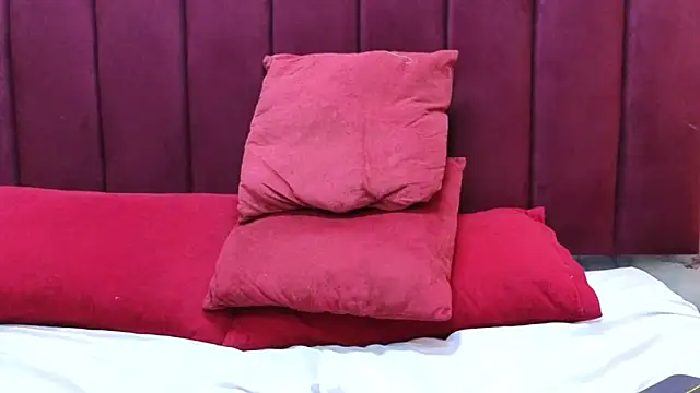 Snapshot of JeyJVazquez_ chatting on September 11, 2025, 1:44 pm JeyJVazquez online show from September 11, 2025, 1:44 pm