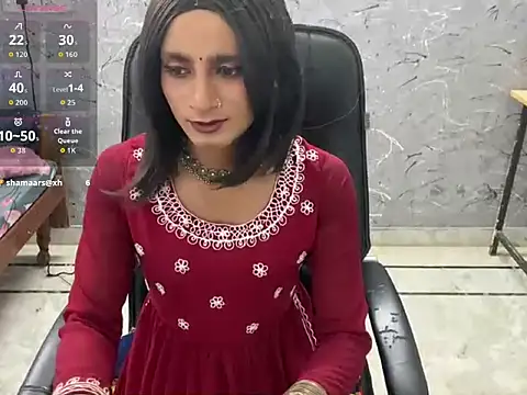 Snapshot of LuvLayla chatting on July 2, 2026, 1:05 am LuvLayla online show from July 2, 2026, 1:05 am