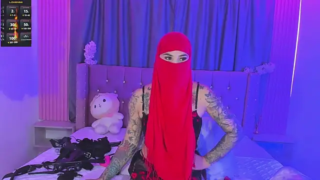 Nayla-Mouna online show from June 12, 2026, 7:35 pm