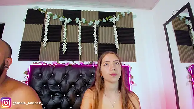 Snapshot of _leda_swan_ chatting on May 4, 2026, 2:07 am leda swan online show from May 4, 2026, 2:07 am