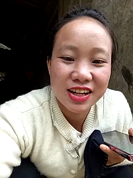 liu-liusexy online show from April 24, 2026, 2:58 am