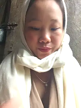Snapshot of liu-liusexy chatting on May 3, 2026, 2:39 am liu-liusexy online show from May 3, 2026, 2:39 am