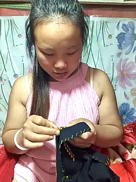 Snapshot of liu-liusexy chatting on May 7, 2026, 2:33 pm liu-liusexy online show from May 7, 2026, 2:33 pm