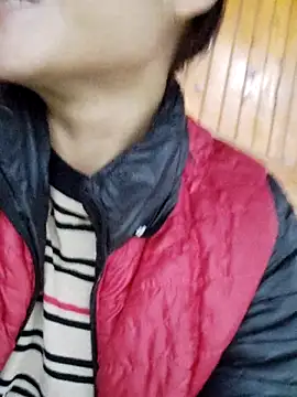 omiu-baby online show from November 13, 2025, 12:53 am