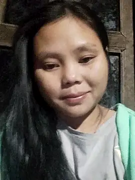 omiu-baby online show from November 27, 2025, 1:35 pm